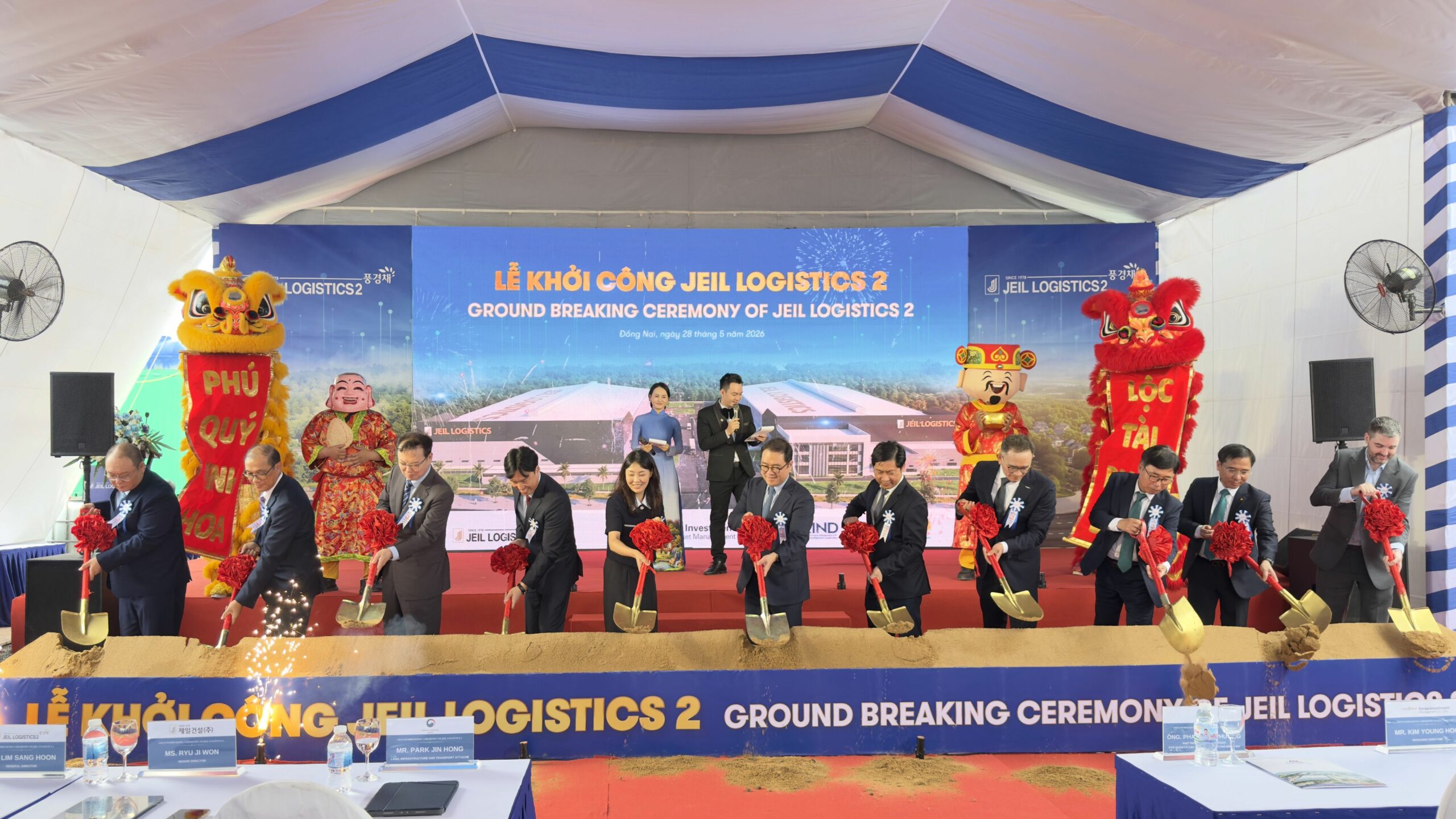 AMATA VN SHINES AT THAILAND-VIETNAM FORUM - Amata